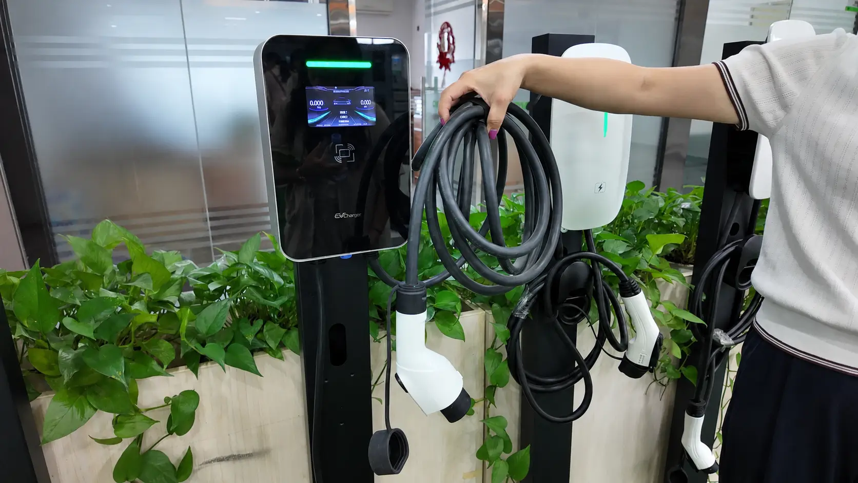 KEVO Power AC Series IV Photo D